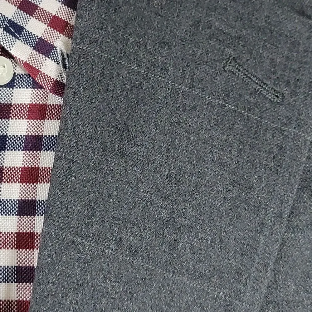 JOS‎ A BANK Model 810 Men's Sport Coat Blazer Two Button Gray Plaid Wool 38R
